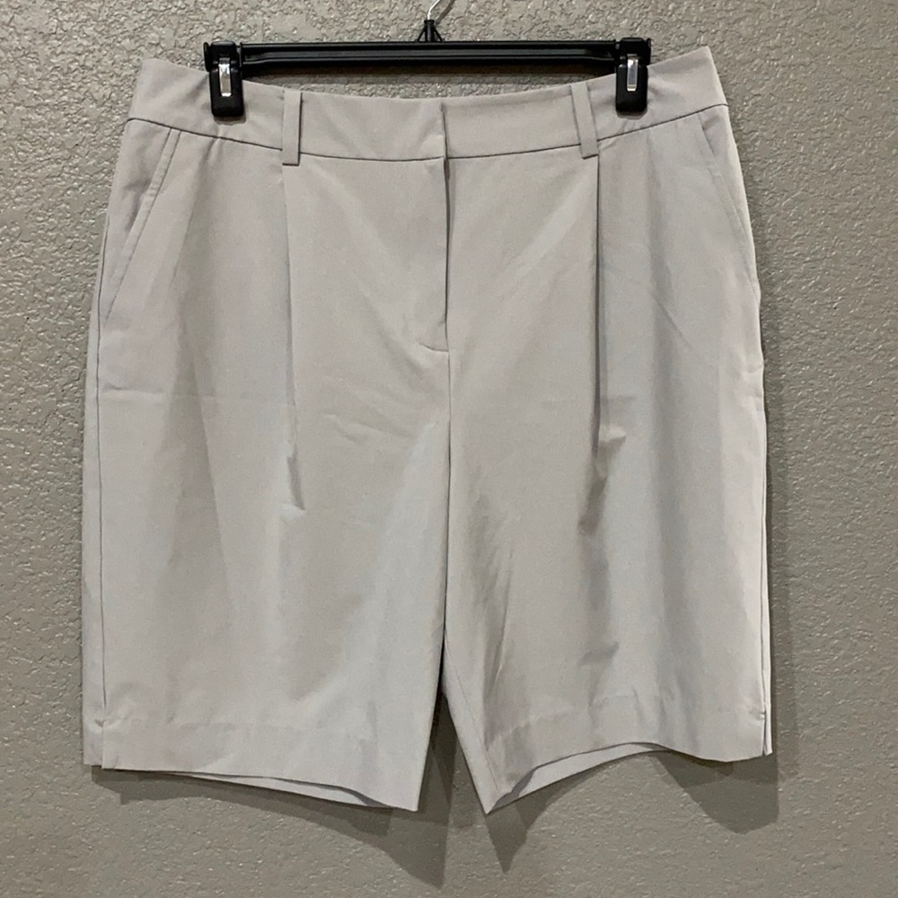 Prologue Bermuda gray shorts golf shorts size 16
